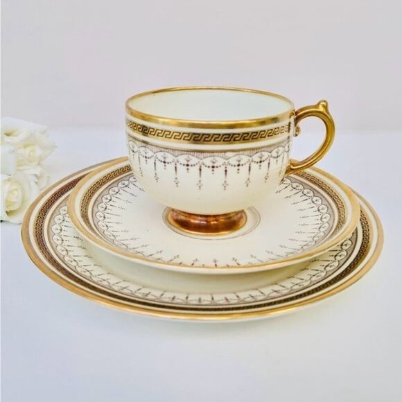 Stunning Art Deco Tea Trio, Grosvenor China, Cup, Saucer,...
